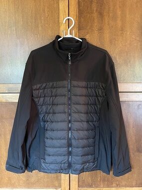 West Coast Connection Men’s Black Quilted Front Full-Zip Jacket